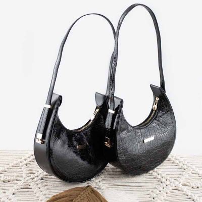 کیف دوشی هلالی دخترانه کد 4628