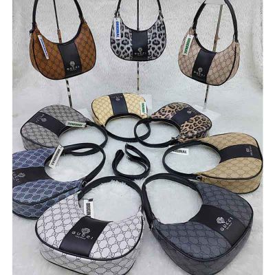 کیف مارک دخترانه دوشی دستی دو حالته هلالی کد c11